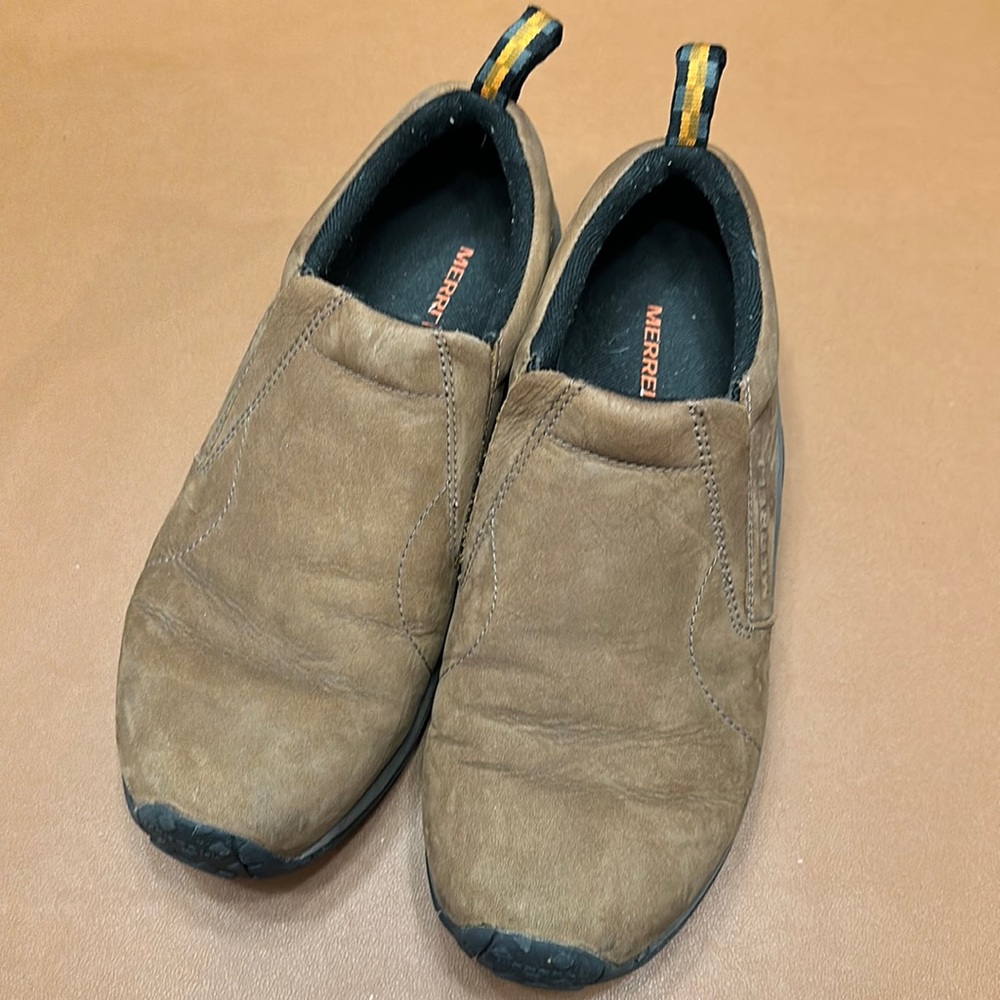 Merrell, men's size 10, jungle leather slip on